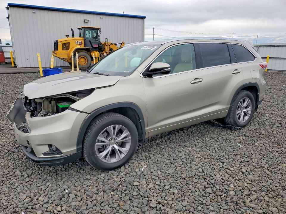 Auction sale of the 2015 Toyota Highlander, vin: 5TDJKRFH0FS083130, lot number: 55936556