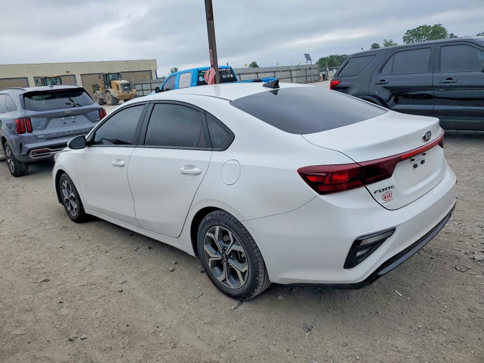 56479016 :رقم المزاد ، 3KPF24AD1ME376393 vin ، 2021 Kia Forte مزاد بيع