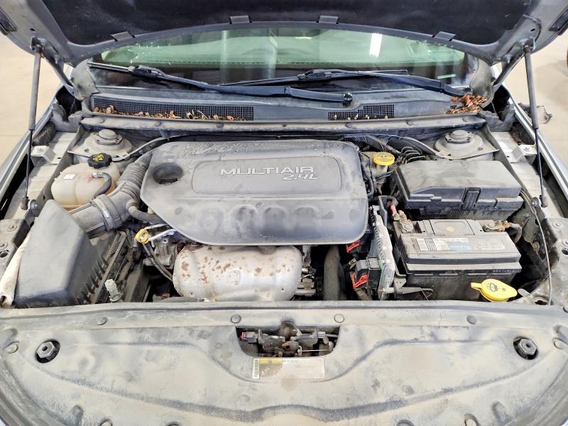 57194036 :رقم المزاد ، 1C3CCCAB5FN640730 vin ، 2015 Chrysler 200 مزاد بيع