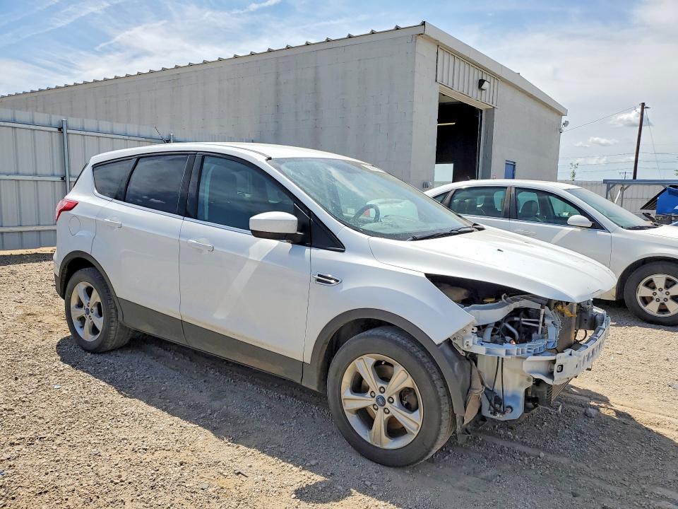 2015 Ford Escape მანქანა იყიდება აუქციონზე, vin: 1FMCU9GX4FUC57250, აუქციონის ნომერი: 58430476