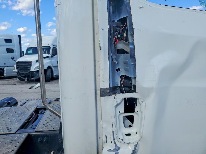 Продаж на аукціоні авто 2025 Freightliner Cascadia 116, vin: 3AKJHTDV0SDVL0279, номер лоту: 56762596