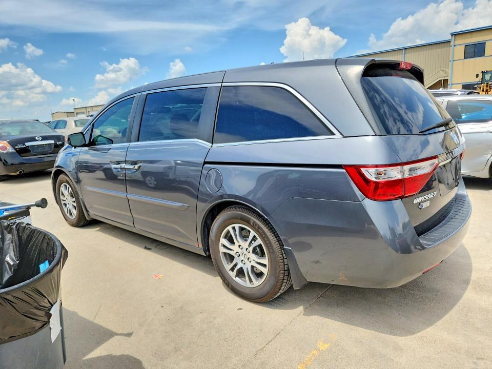 55809596 :رقم المزاد ، 5FNRL5H69DB003961 vin ، 2013 Honda Odyssey مزاد بيع