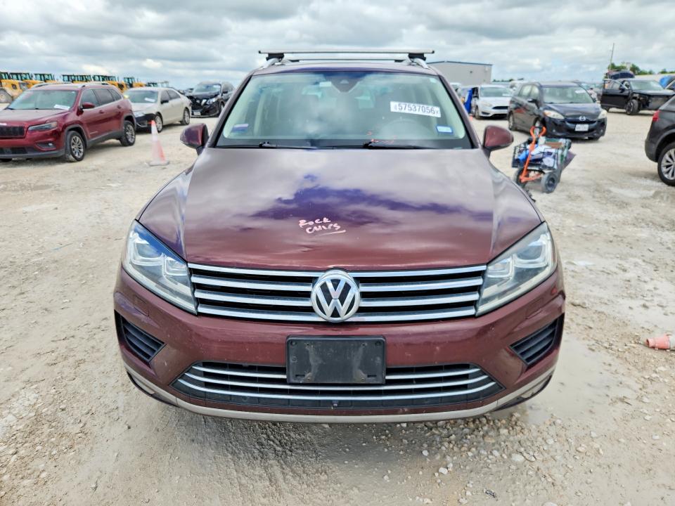 2017 Volkswagen Touareg მანქანა იყიდება აუქციონზე, vin: WVGGF7BP7HD002716, აუქციონის ნომერი: 57537056