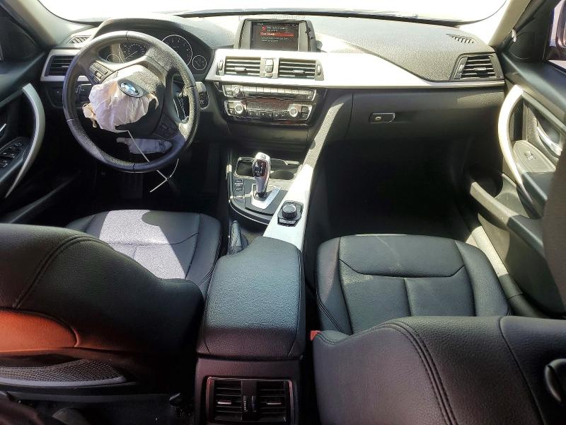 55479026 :رقم المزاد ، WBA8A9C51JK623383 vin ، 2018 Bmw 320 مزاد بيع