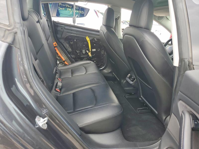 56188016 :رقم المزاد ، 5YJ3E1EA3JF005959 vin ، 2018 Tesla Model 3 مزاد بيع