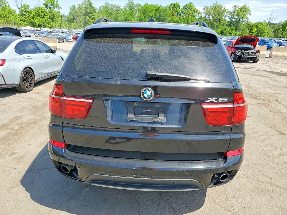 56302306 :رقم المزاد ، 5UXZV4C52D0G53489 vin ، 2013 Bmw X5 مزاد بيع