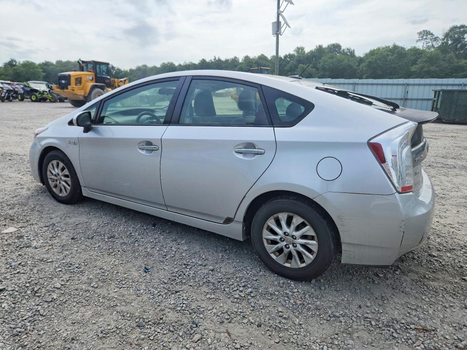 56407626 :رقم المزاد ، JTDKN3DP6D3038372 vin ، 2013 Toyota Prius Plug-in Hybrid مزاد بيع