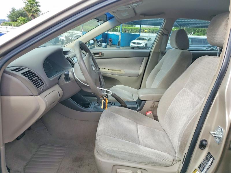 56743396 :رقم المزاد ، 4T1BE32K64U380773 vin ، 2004 Toyota Camry مزاد بيع