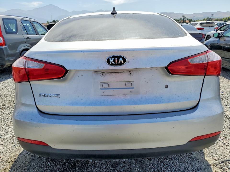 2014 Kia Forte მანქანა იყიდება აუქციონზე, vin: KNAFK4A63E5254632, აუქციონის ნომერი: 56286486