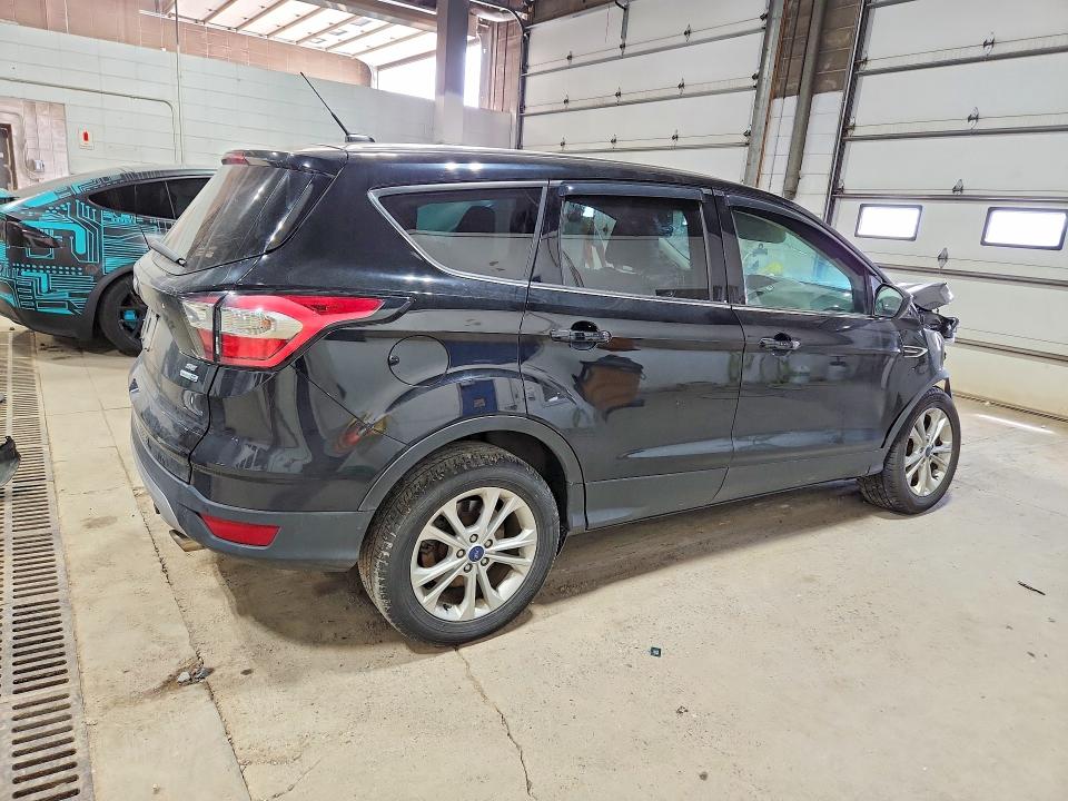 2017 Ford Escape მანქანა იყიდება აუქციონზე, vin: 1FMCU9GD1HUE17674, აუქციონის ნომერი: 58487956