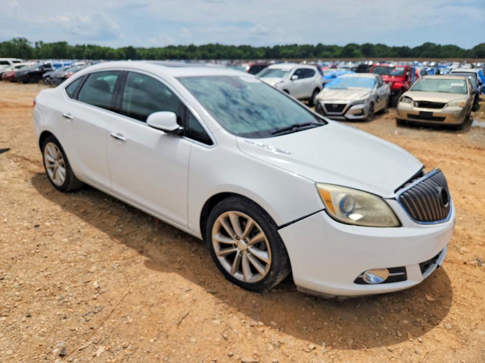 2013 Buick Verano მანქანა იყიდება აუქციონზე, vin: 1G4PS5SK2D4175638, აუქციონის ნომერი: 56810686