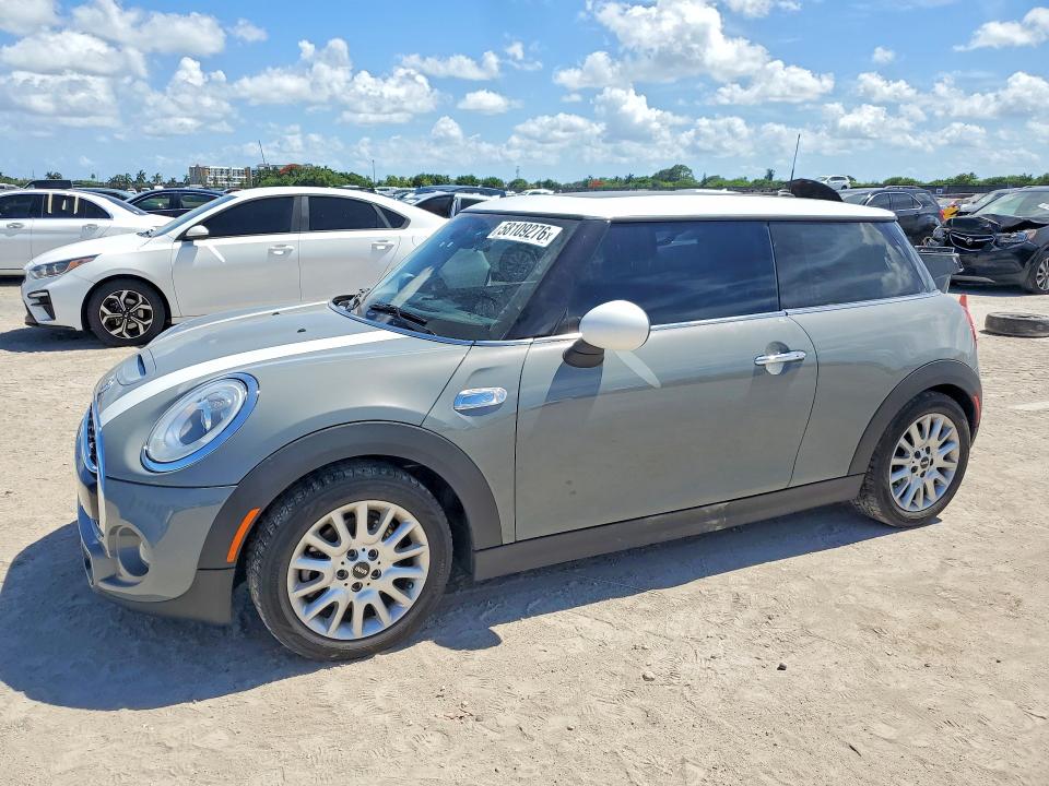 58109276 :رقم المزاد ، WMWXP7C57F2A34329 vin ، 2015 Mini Cooper مزاد بيع