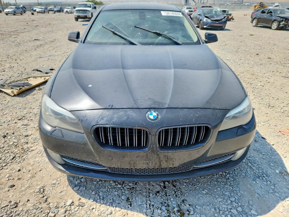58140666 :رقم المزاد ، WBAFU9C55BC785236 vin ، 2011 Bmw 550 مزاد بيع
