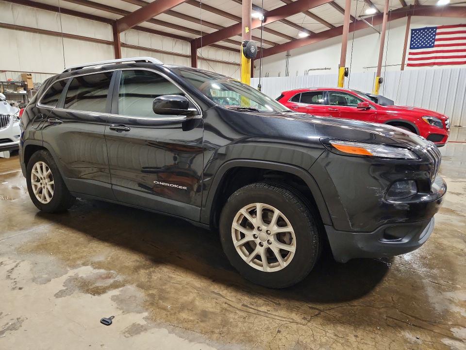 Продажа на аукционе авто 2015 Jeep Cherokee, vin: 1C4PJMCB1FW665706, номер лота: 57181216
