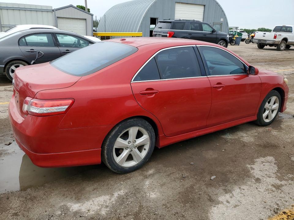 53310426 :رقم المزاد ، 4T1BF3EK9BU682824 vin ، 2011 Toyota Camry مزاد بيع