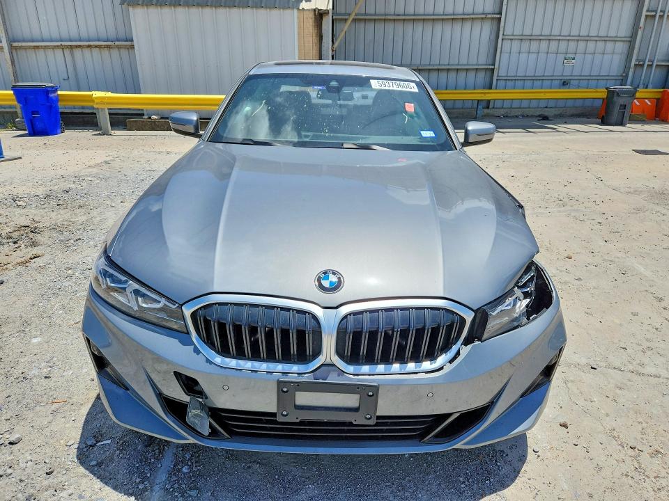 59379606 :رقم المزاد ، 3MW69FF01R8E82228 vin ، 2024 Bmw 330i مزاد بيع