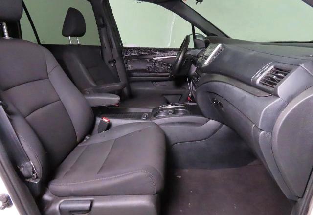 58154036 :رقم المزاد ، 5FNYF7H23KB004550 vin ، 2019 Honda Passport مزاد بيع