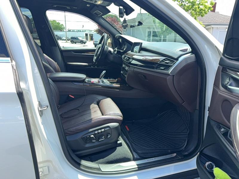 Продаж на аукціоні авто 2017 Bmw X5, vin: 5UXKR0C39H0V68990, номер лоту: 58422546