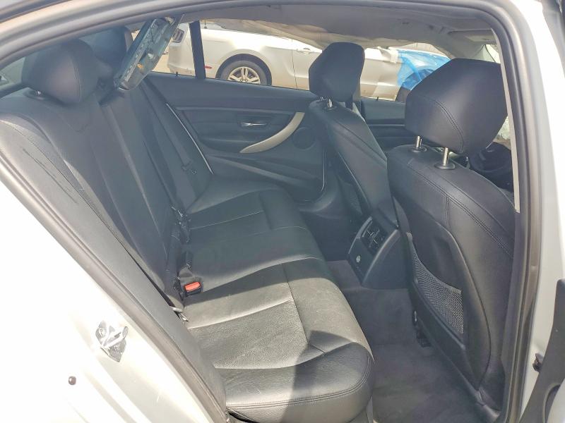 57949486 :رقم المزاد ، WBA3A5G51DNP25850 vin ، 2013 Bmw 328 مزاد بيع