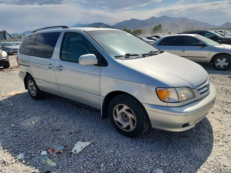 58317826 :رقم المزاد ، 4T3ZF13C53U533043 vin ، 2003 Toyota Sienna مزاد بيع