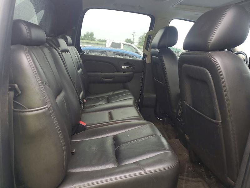 58786506 :رقم المزاد ، 3GNVKFE08AG238677 vin ، 2010 Chevrolet Avalanche مزاد بيع