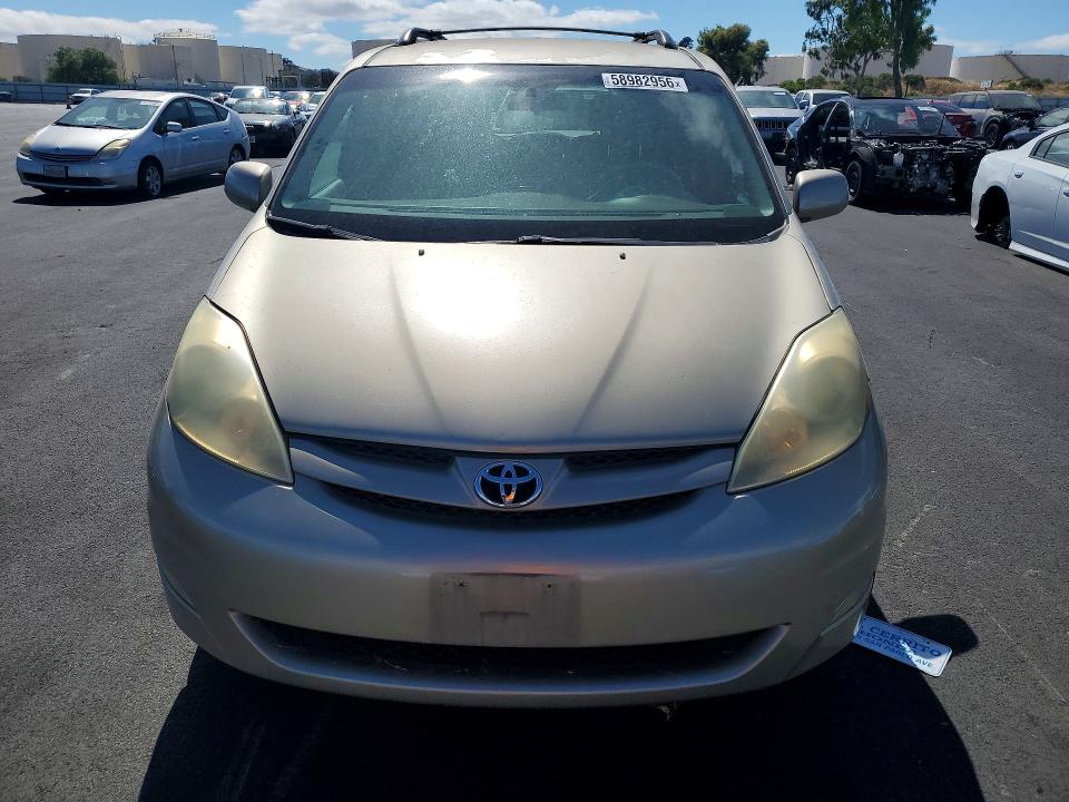 58982956 :رقم المزاد ، 5TDBA22C36S070073 vin ، 2006 Toyota Sienna مزاد بيع