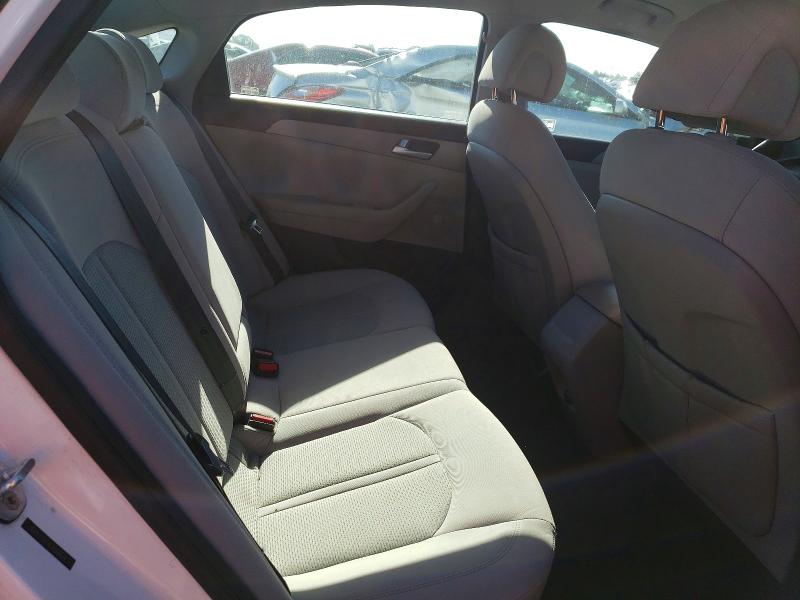 58929736 :رقم المزاد ، 5NPE24AF4FH010634 vin ، 2015 Hyundai Sonata مزاد بيع