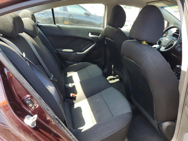57034816 :رقم المزاد ، 3KPFK4A78JE167836 vin ، 2018 Kia Forte مزاد بيع