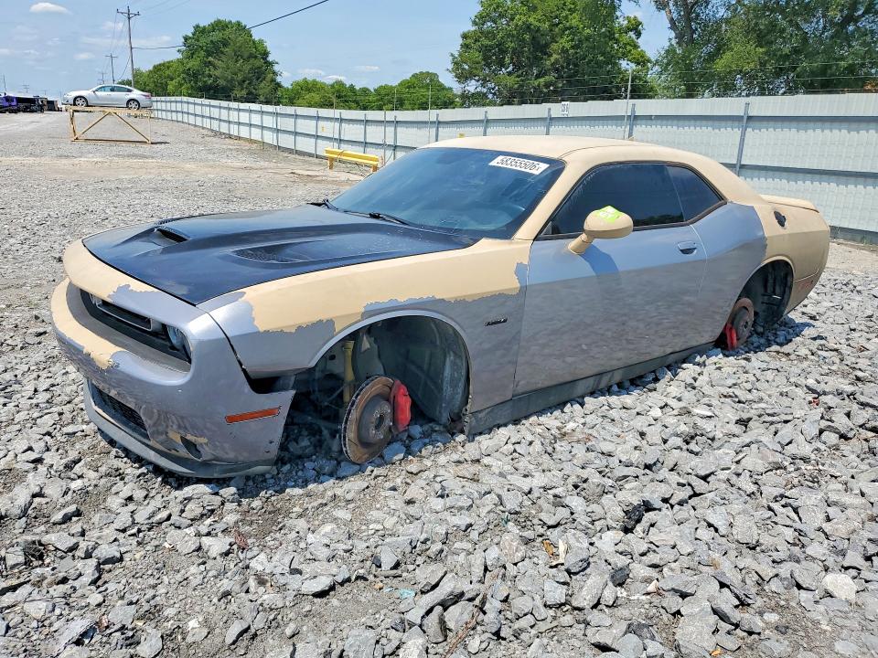 58355506 :رقم المزاد ، 2C3CDZBTXJH255205 vin ، 2018 Dodge Challenger مزاد بيع