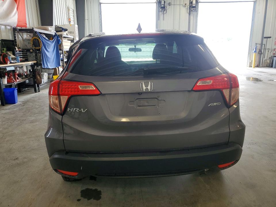 Продажа на аукционе авто 2018 Honda Hr-v, vin: 3CZRU6H54JM106457, номер лота: 55171216