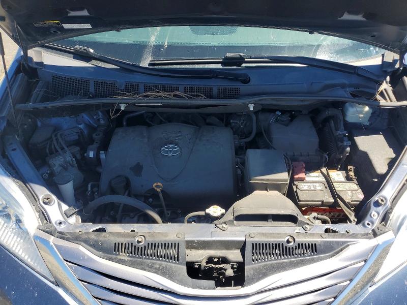 58145126 :رقم المزاد ، 5TDDZ3DC3HS160721 vin ، 2017 Toyota Sienna مزاد بيع