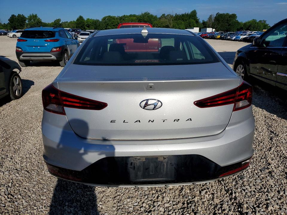 2020 Hyundai Elantra მანქანა იყიდება აუქციონზე, vin: 5NPD84LF2LH523884, აუქციონის ნომერი: 57535726