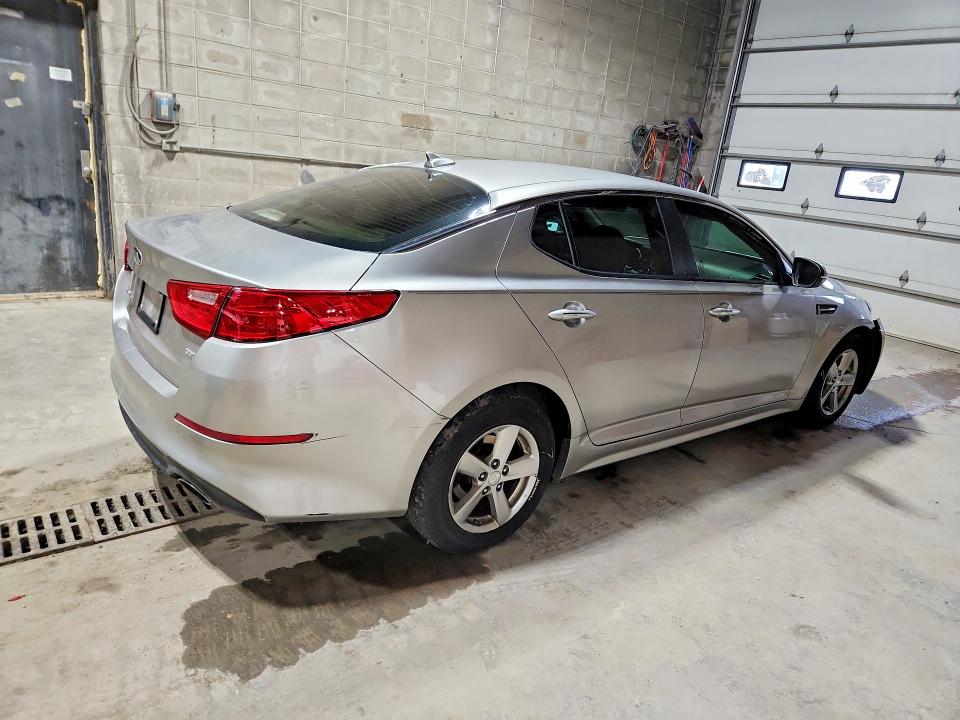 2015 Kia Optima მანქანა იყიდება აუქციონზე, vin: 5XXGM4A77FG481457, აუქციონის ნომერი: 57031186