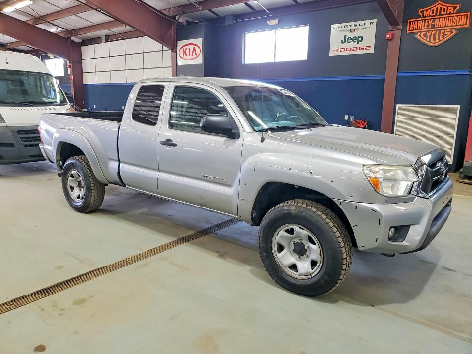 56985606 :رقم المزاد ، 5TFUU4EN0EX106609 vin ، 2014 Toyota Tacoma مزاد بيع