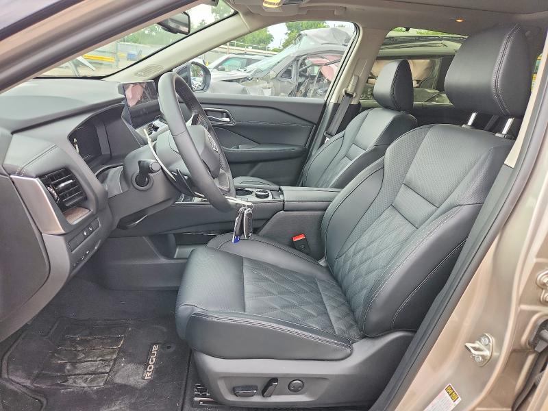 55800606 :رقم المزاد ، JN8BT3DD2TW293386 vin ، 2026 Nissan Rogue مزاد بيع