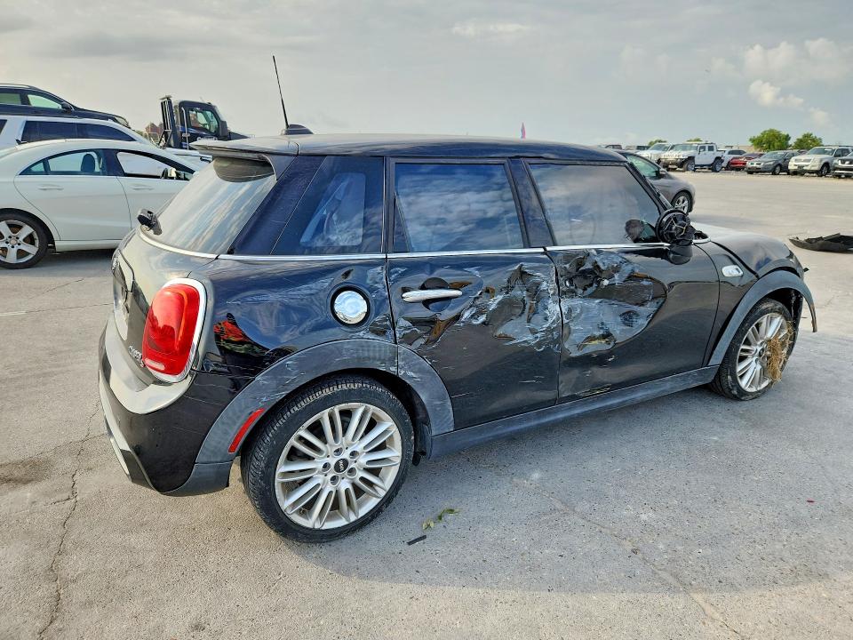 58594886 :رقم المزاد ، WMWXU3C53F2B59541 vin ، 2015 Mini Cooper مزاد بيع