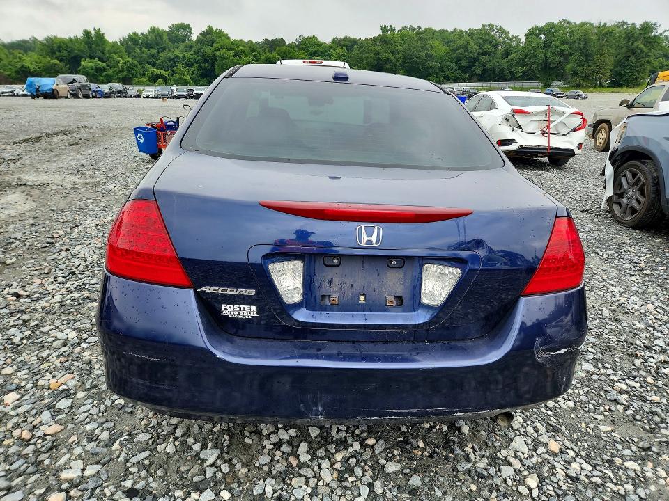 56362196 :رقم المزاد ، 1HGCM567X7A153560 vin ، 2007 Honda Accord مزاد بيع