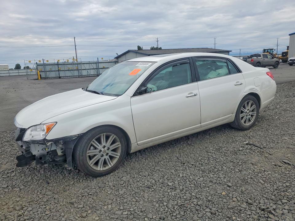 59369806 :رقم المزاد ، 4T1BK3DB7AU360887 vin ، 2010 Toyota Avalon مزاد بيع