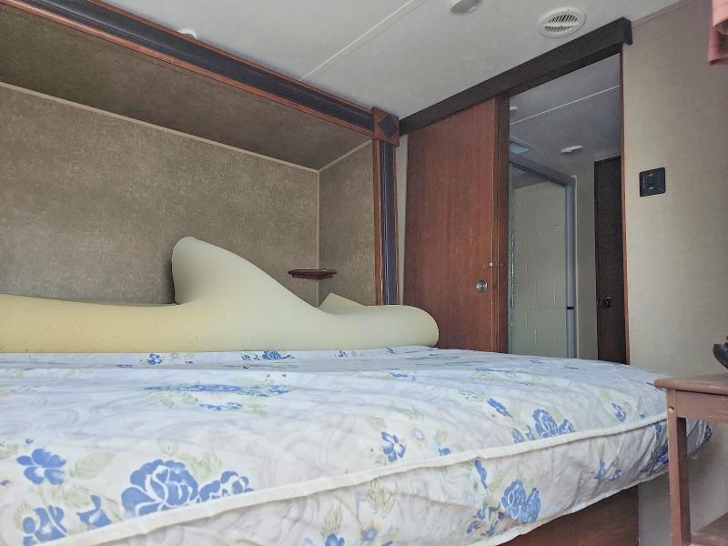 Продажа на аукционе авто 2017 Keystone Hideout, vin: 4YDT38B26H7208238, номер лота: 56273776