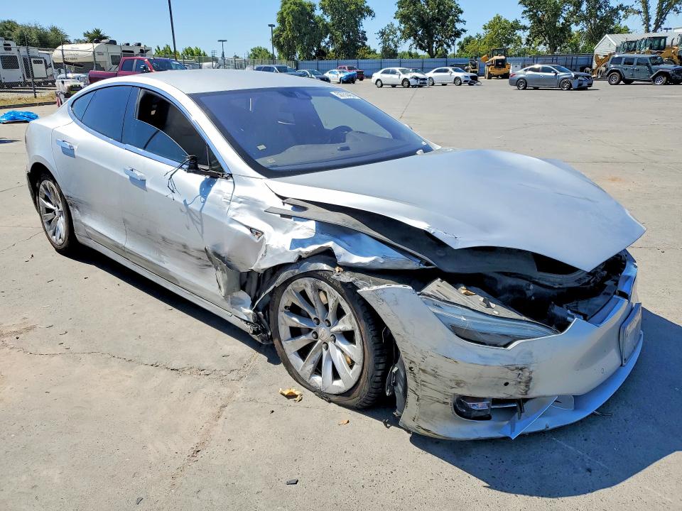 2016 Tesla Model S მანქანა იყიდება აუქციონზე, vin: 5YJSA1E2XGF138968, აუქციონის ნომერი: 58755426