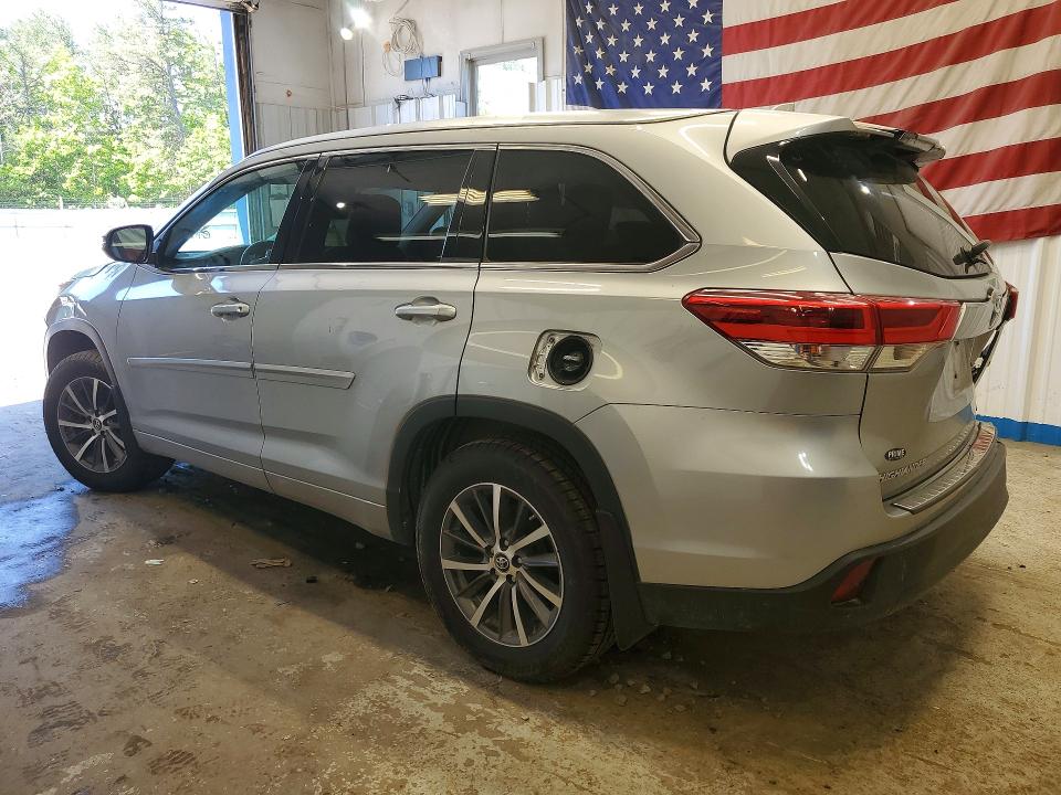 56221876 :رقم المزاد ، 5TDJZRFH1HS453774 vin ، 2017 Toyota Highlander مزاد بيع