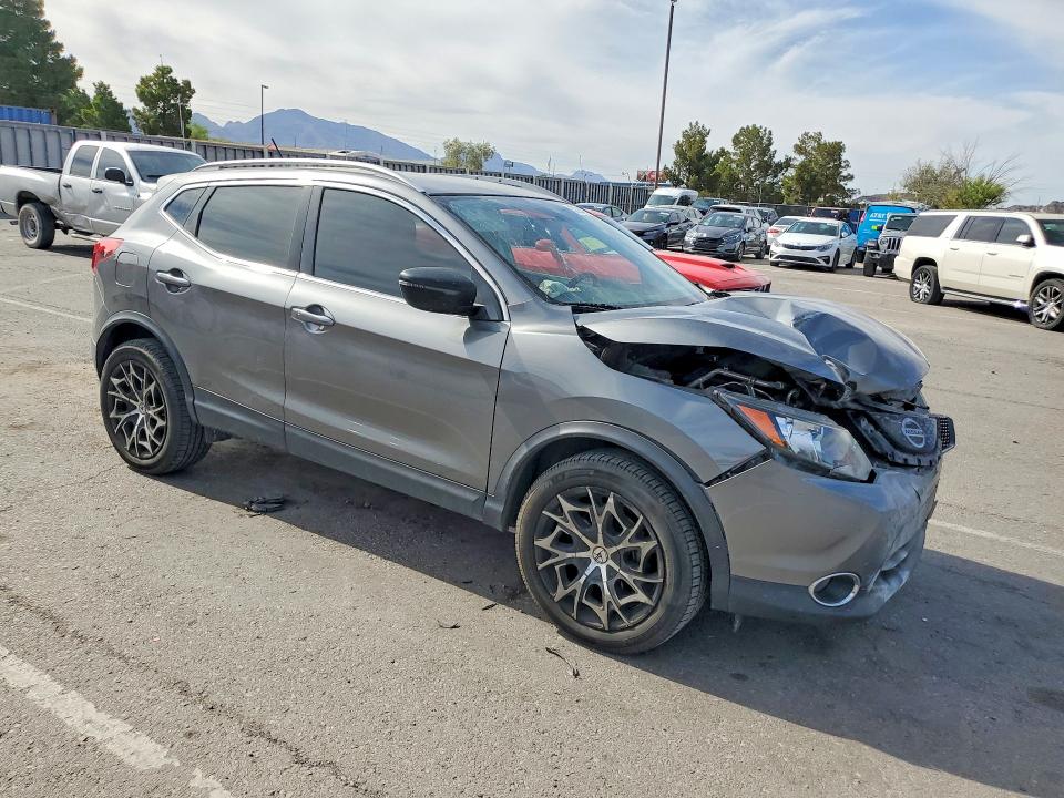 Продаж на аукціоні авто 2018 Nissan Rogue Sport, vin: JN1BJ1CR5JW259705, номер лоту: 57204076