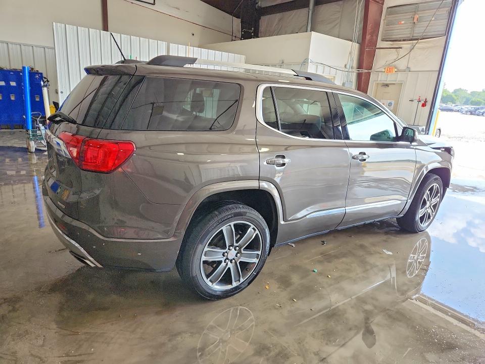 56106446 :رقم المزاد ، 1GKKNXLSXKZ144447 vin ، 2019 Gmc Acadia مزاد بيع
