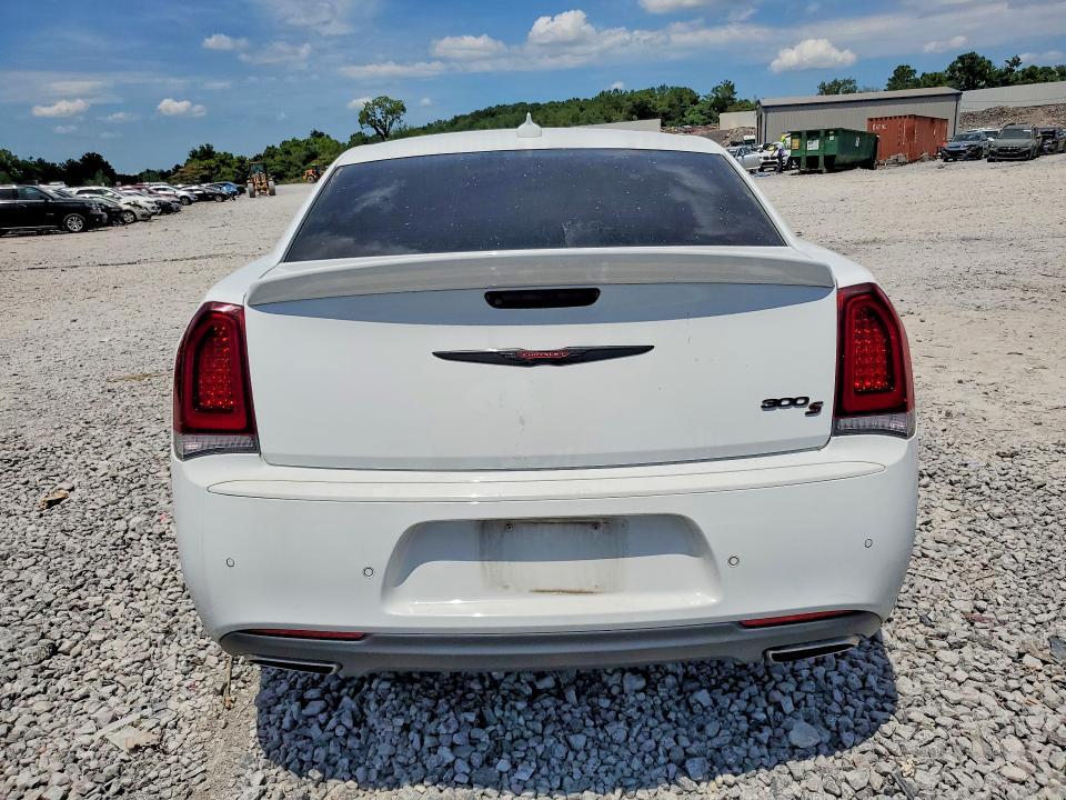 56615526 :رقم المزاد ، 2C3CCABT8MH582226 vin ، 2021 Chrysler 300 مزاد بيع