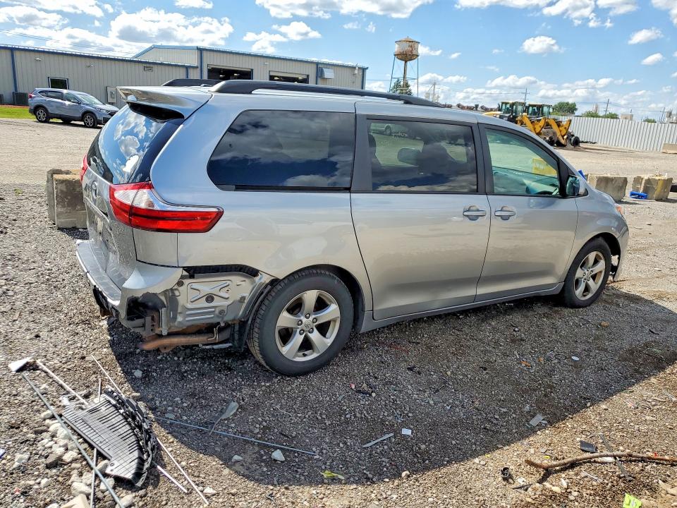Aukcja sprzedaży 2016 Toyota Sienna, vin: 5TDKK3DC8GS745367, numer aukcji: 57471646