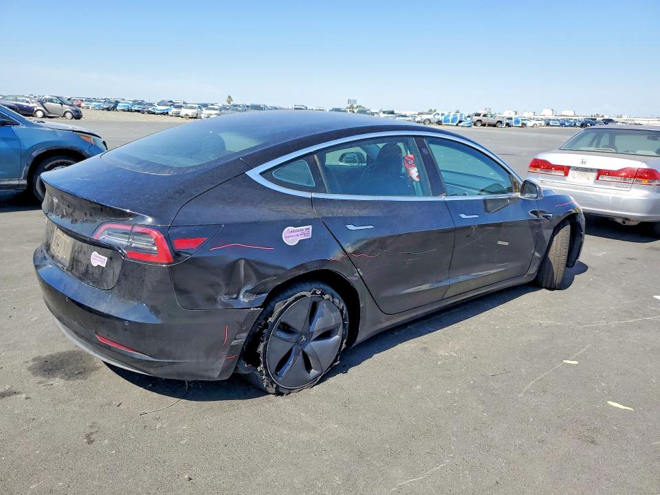 Продаж на аукціоні авто 2018 Tesla Model 3, vin: 5YJ3E1EA4JF165705, номер лоту: 57751816