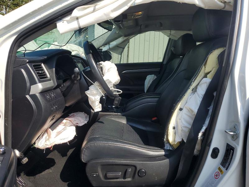 Продажа на аукционе авто 2018 Toyota Highlander Hybrid, vin: 5TDDGRFH7JS042744, номер лота: 55909536
