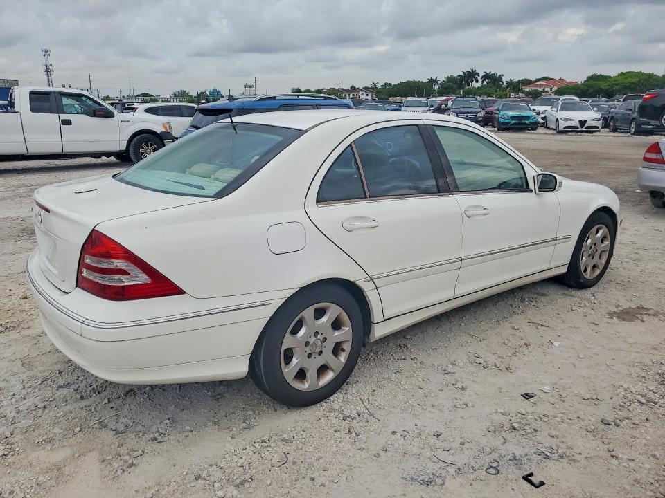 Продаж на аукціоні авто 2005 Mercedes-benz C, vin: WDBRF64J75F676721, номер лоту: 56843576