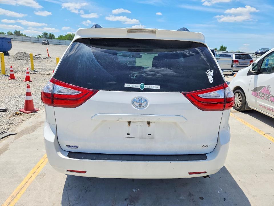 55943016 :رقم المزاد ، 5TDKZ3DCXKS966313 vin ، 2019 Toyota Sienna مزاد بيع
