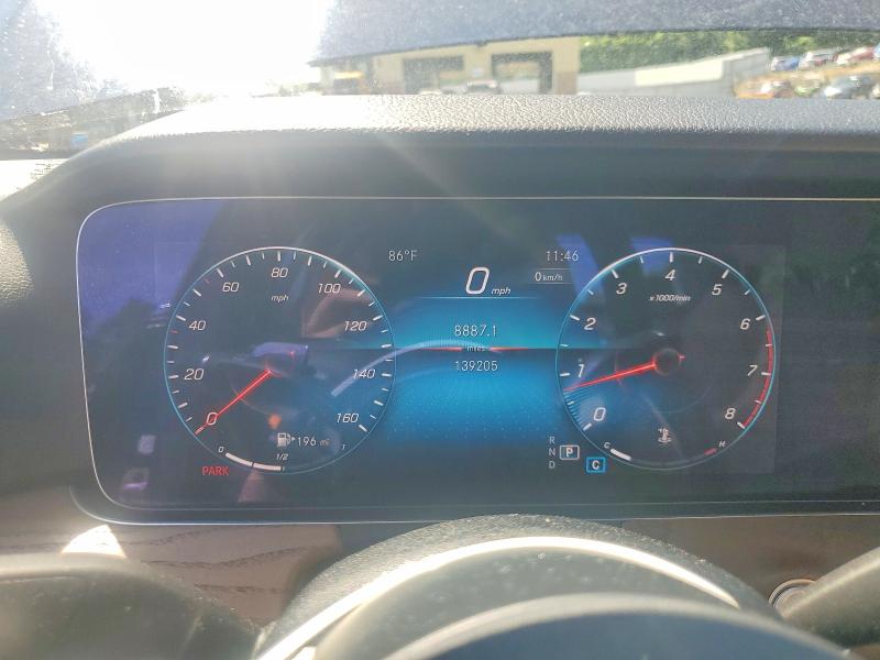 56590126 :رقم المزاد ، W1KZF8EB5MA975906 vin ، 2021 Mercedes-benz E مزاد بيع